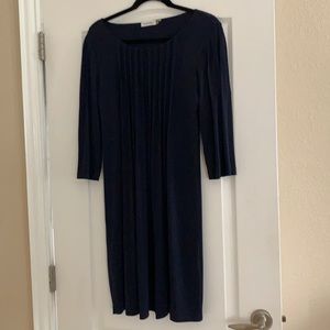 Calvin Klein shell pleated dress size 8 dark blue